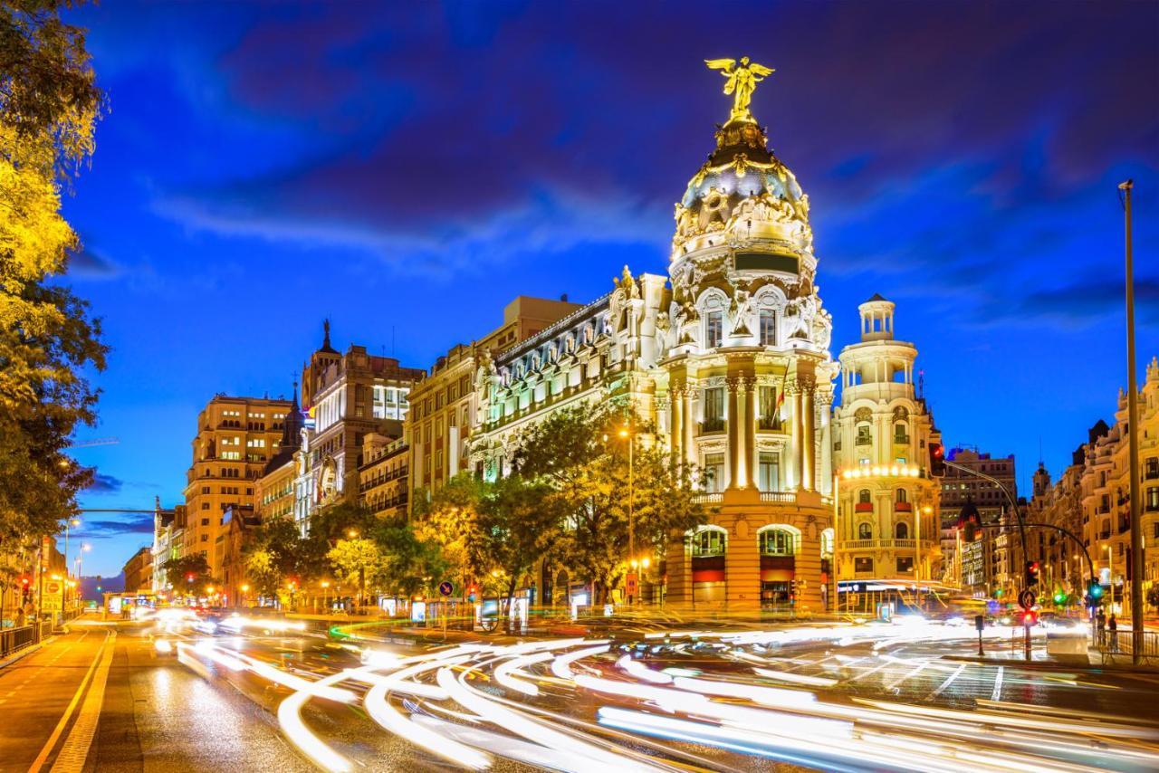 Bed and Breakfast La Reina de Gran Via -TPH Madrid Exterior foto
